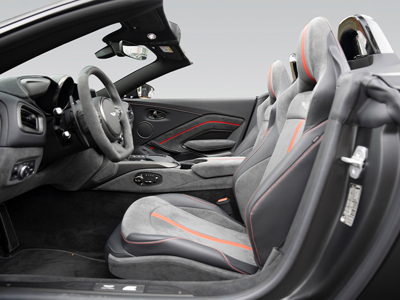 Aston-mieten-d Aston-mieten-d