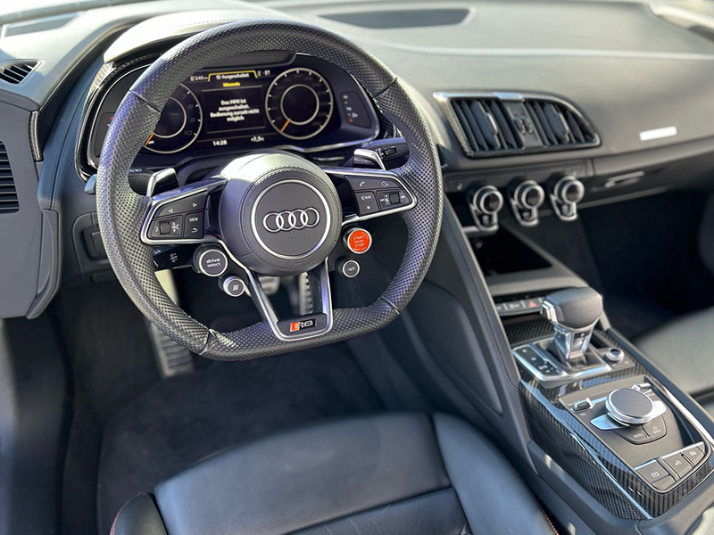 Audi-R8-C-Steuer Audi-R8-C-Steuer