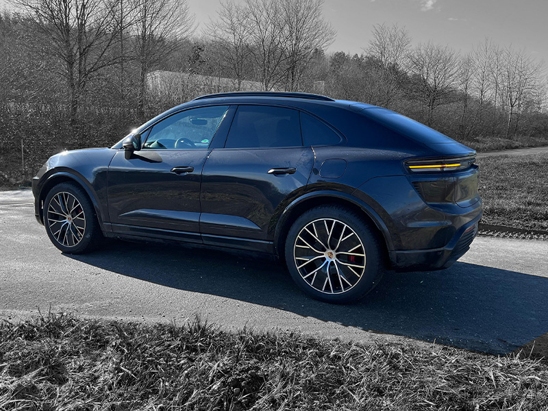 Porsche-SUV-links Porsche-SUV Fahrzeug Miete